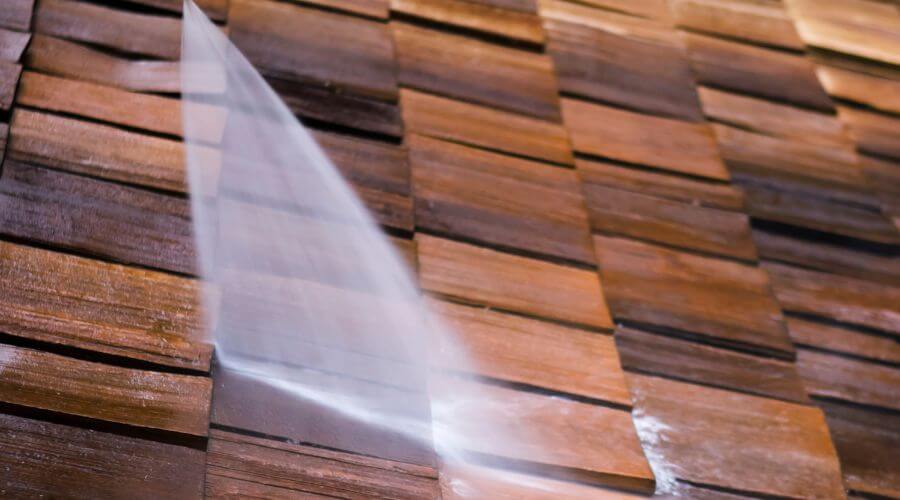 Professional gutter cleaning in Coldwater, MS